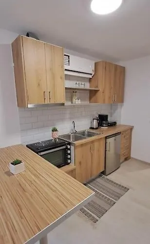 Skalinada Kampielo Apartamento *