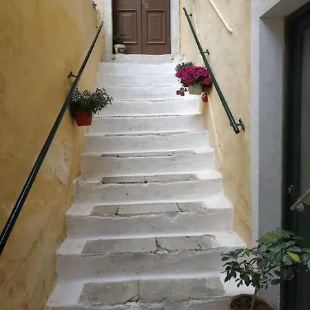 Apartment Skalinada Kampielo